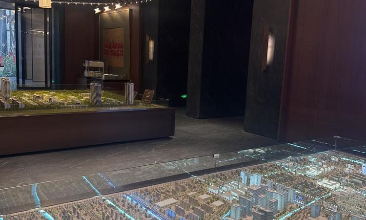 四季隐秀实景图