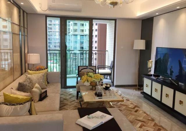 雅居乐君悦样板间