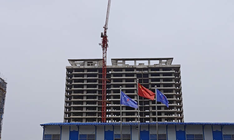 东方珑玥施工进度图