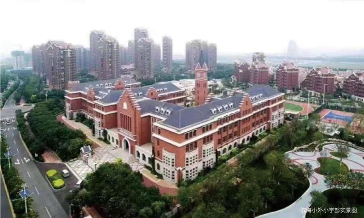 中新·半湖伴杉周边配套图