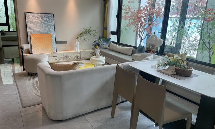 和悦璞云样板间