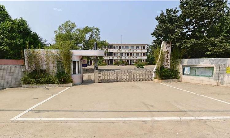 荣和·公园里周边配套图