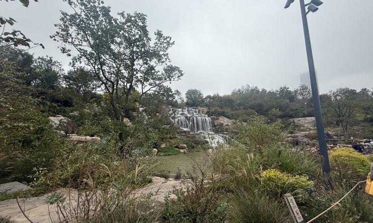 中铁·世博滨江云境周边配套图