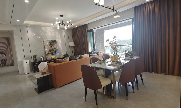 万腾御景城样板间