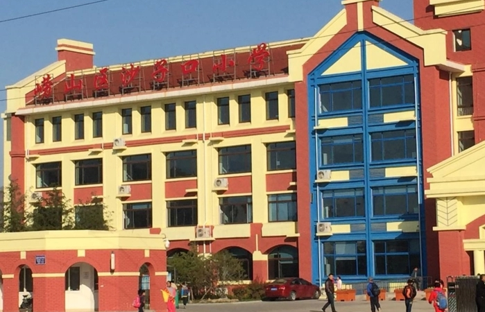 青建·金宸府周边配套图