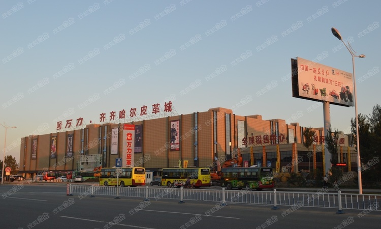 万力舌尖华夏美食城周边配套图
