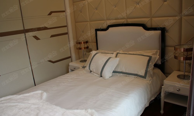 清江·月亮湾样板间