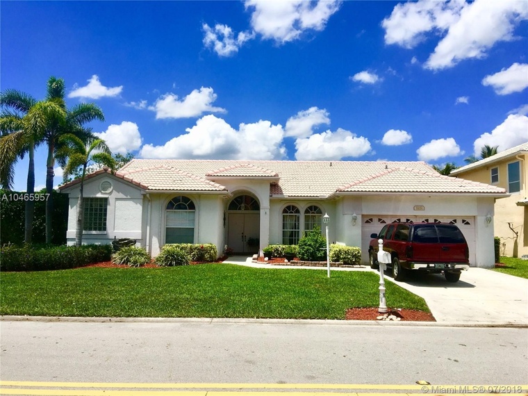 美国coral springs别墅 5卧2卫