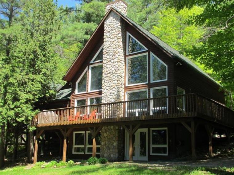 加拿大 加拿大二手房 加拿大gracefield别墅 3卧2卫