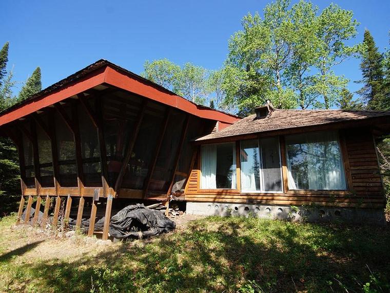 加拿大malachi房产 2卧