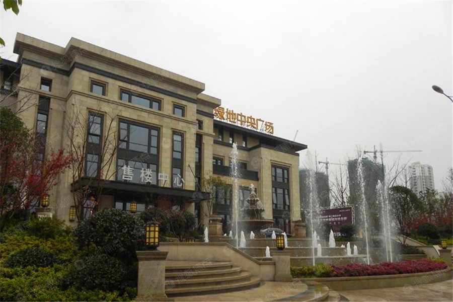 绿地中央广场实景图_绿地中央广场环境怎么样-镇江搜狐焦点网