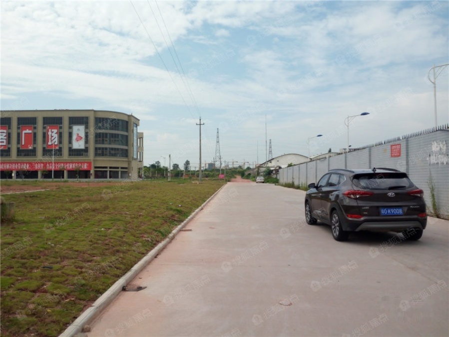 茂名亿丰全球家居生活广场