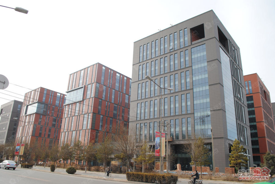 西蒙奈伦广场实景图_西蒙奈伦广场环境怎么样-呼和浩特搜狐焦点网