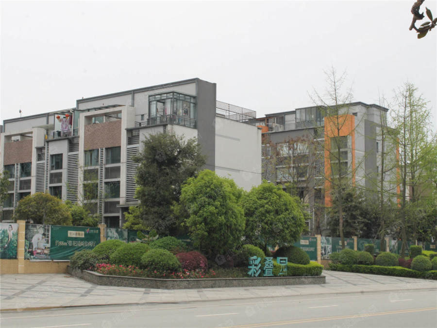 和记黄埔彩叠园实景图_和记黄埔彩叠园环境怎