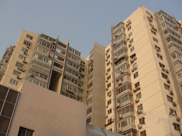 颐安嘉园四室二厅三卫