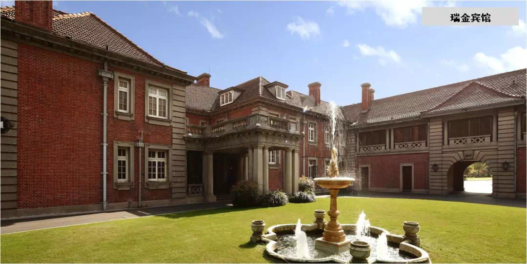 商务配套上海瑞金大厦,位于上海市中心茂名南路复兴路口,四周绿树成荫