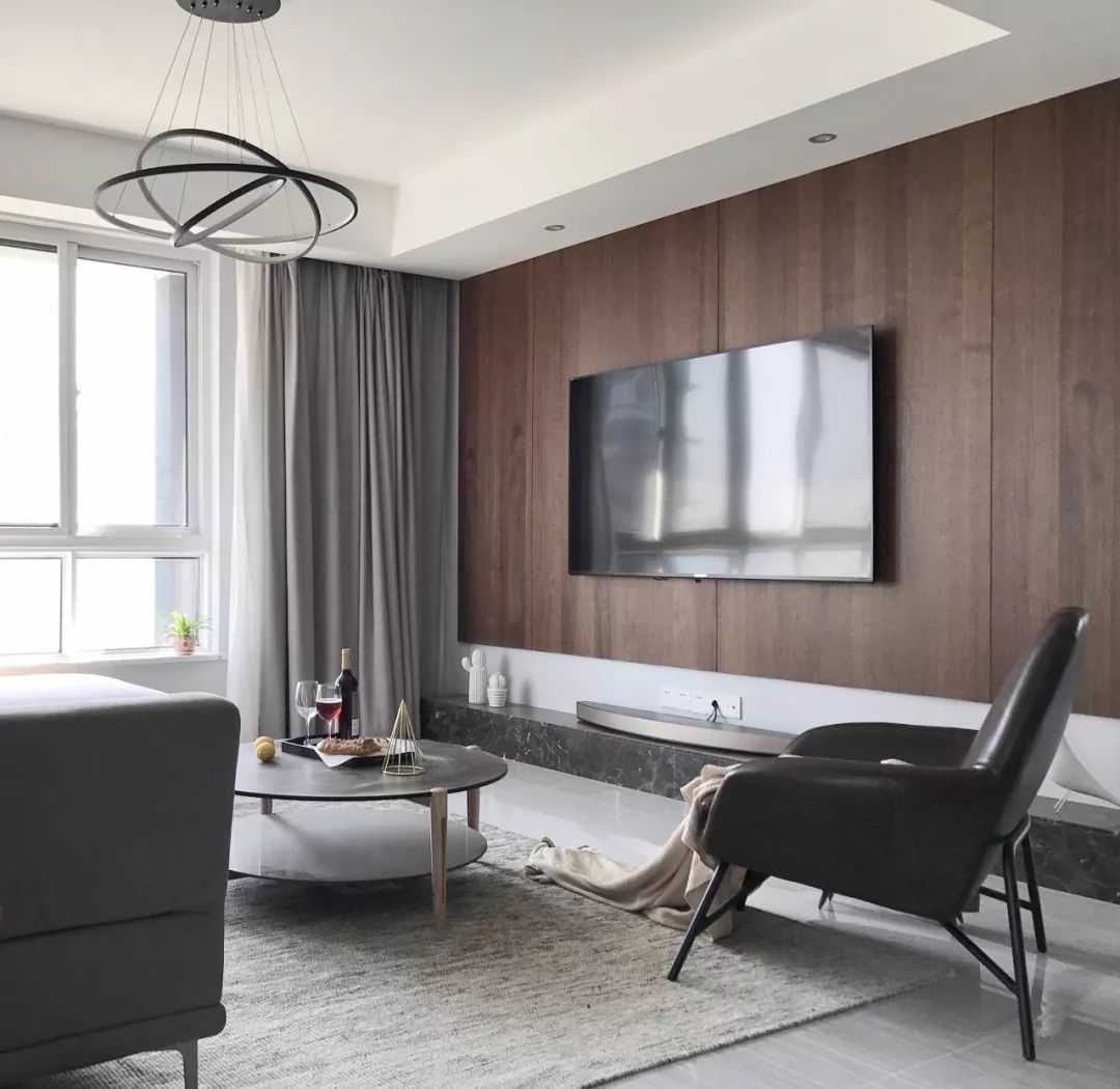 沙发背景墙装饰板高级感 2402d02e091b7d6b6a35a409563d1de5.jpg